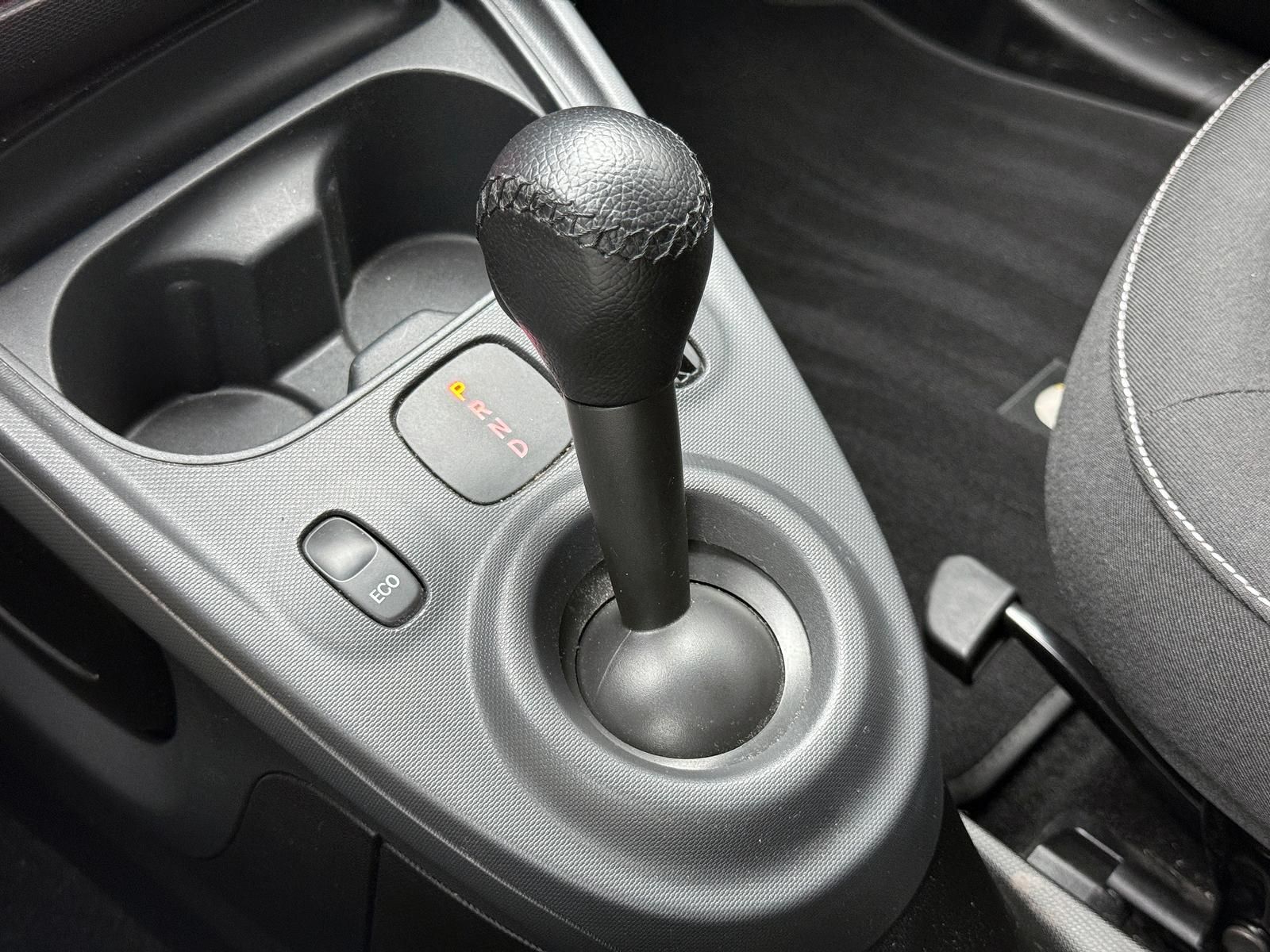 Fahrzeugabbildung Smart EQ-DRIVE60/PASSION/SHEIZ/R-CAM/PDC/NAVI/COOL&MED