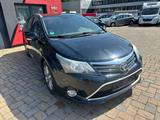 Toyota Avensis Executive2.2 150 PS Navi Alu Bi Xenon - Toyota Avensis mit Diesel-Antrieb: Kombi, Automatik