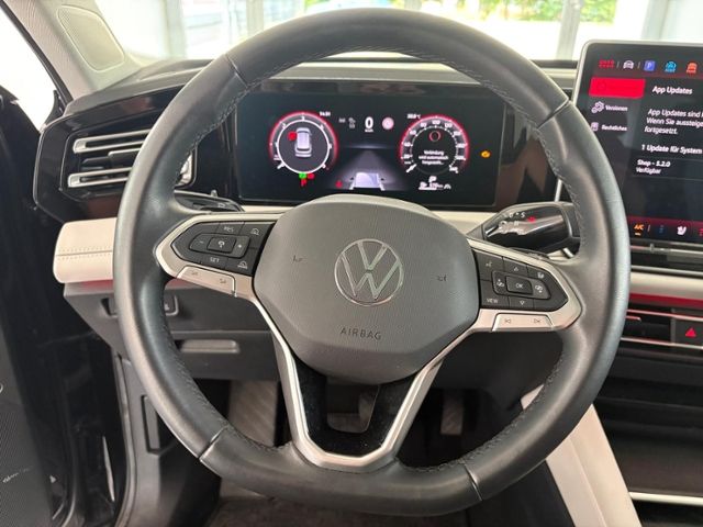 Tiguan  Elegance 2.0 TDI MATRIX CLI AHK PANO SHZ