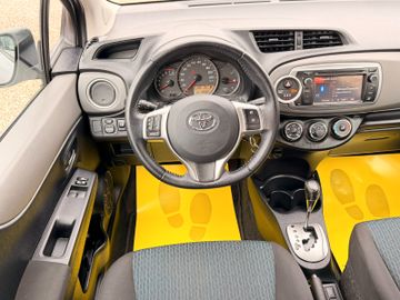 Toyota Yaris - 11