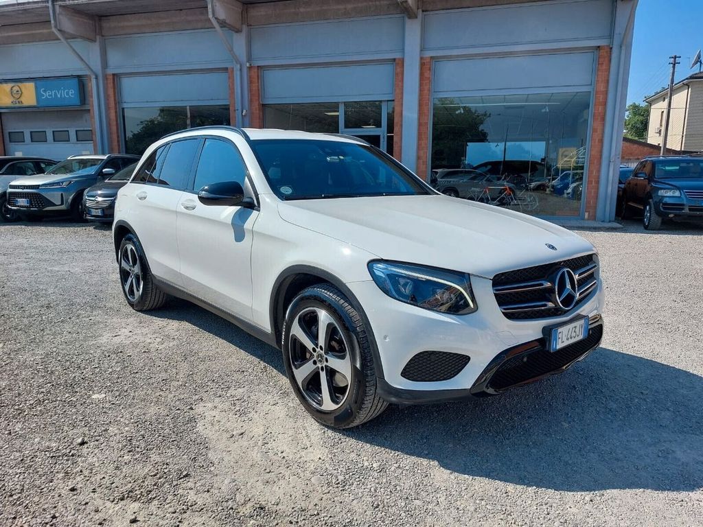 Image of Mercedes-Benz GLC 250