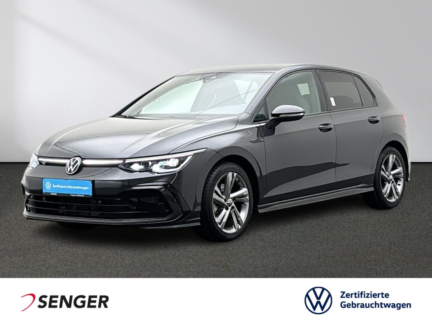 Volkswagen Golf VIII R-Line 1.5 eTSI DSG CarPlay LED ACC