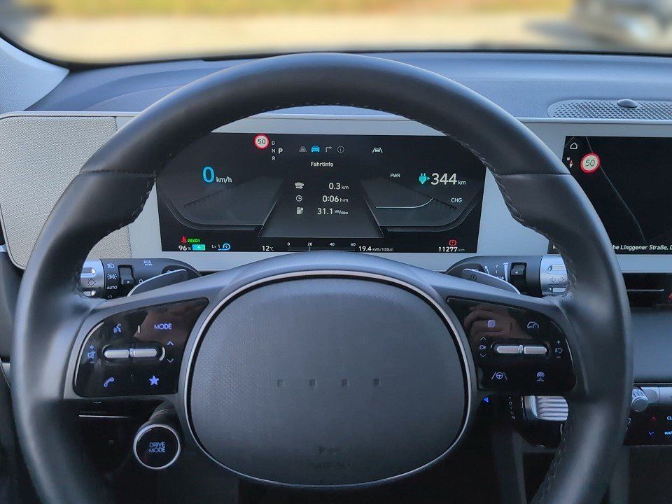 Fahrzeugabbildung Hyundai IONIQ 5 MJ24 4WD 77kWh TECHNIQ 1HD VAT BOSE+NAV+