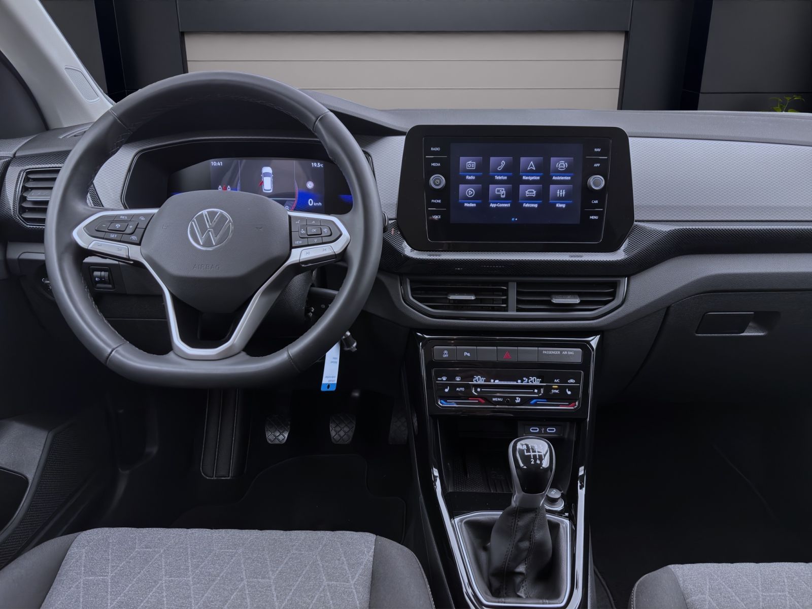 Volkswagen T-Cross - Bild 14