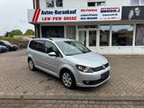 Volkswagen Touran Comfortline - Volkswagen Touran mit Benzin-Antrieb: Kombi