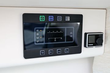 Fahrzeugabbildung Tourne Tourne 6.4 BLACK EDITION | LAGER