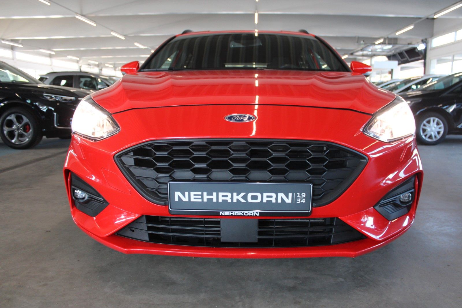Fahrzeugabbildung Ford Focus ST-Line Automatik WinterPaket CAM ACC