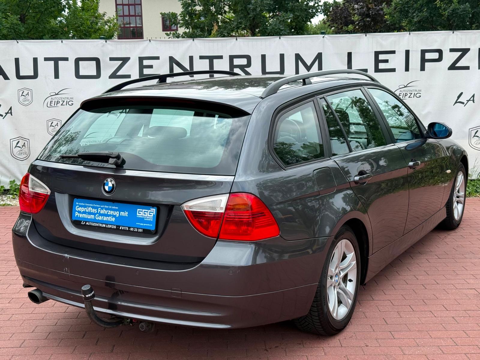 BMW 320i TOURING 170CH