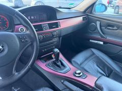 Fahrzeugabbildung BMW 325 325i LEDER NAVI AUTOMATIK