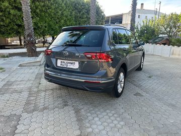 Volkswagen Tiguan - 5