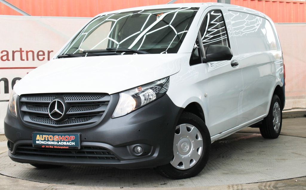 Image of Mercedes-Benz Vito