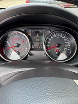 Nissan Qashqai 2.0 dCi DPF ALL-MODE 4x4 360 Automat... - Nissan Qashqai mit Diesel-Antrieb: Limousine