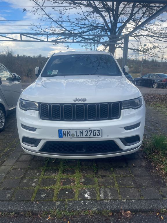 Image of Jeep Grand Cherokee