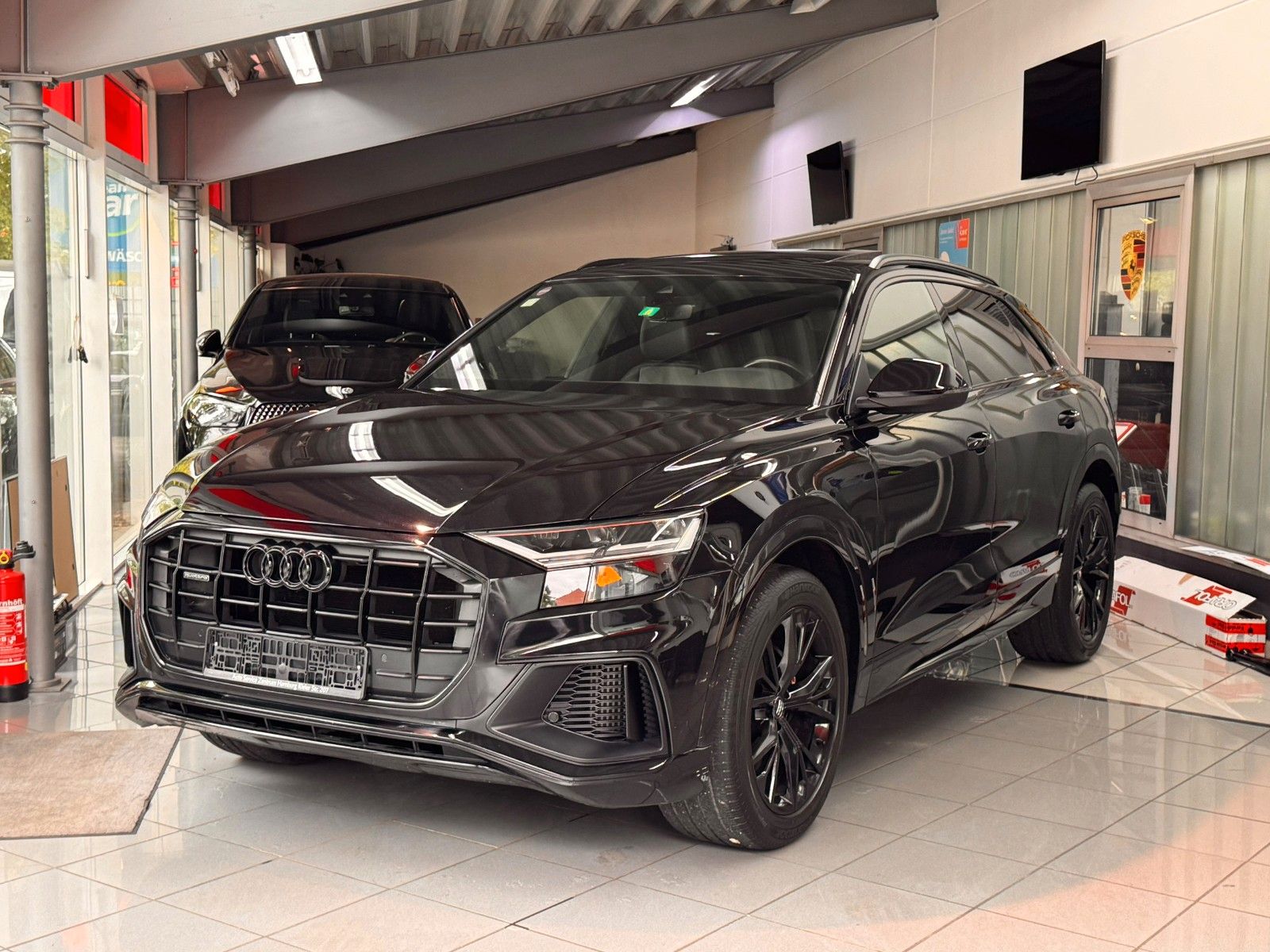 Audi Q8