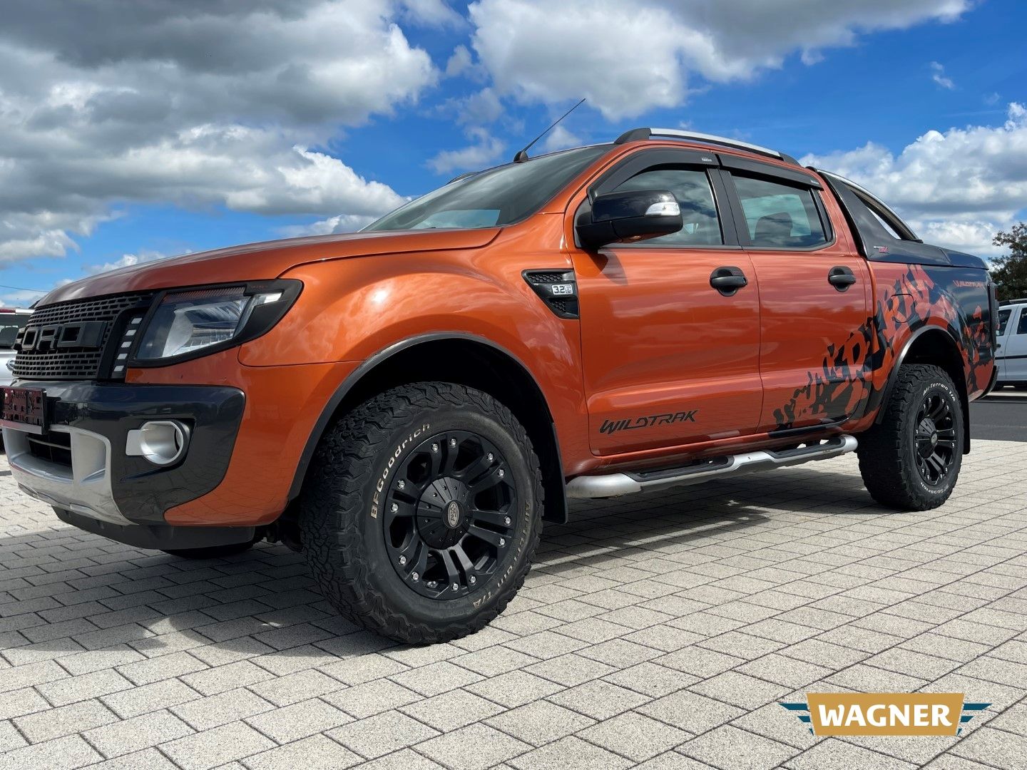 Fahrzeugabbildung Ford Ranger Wildtrak Doppelkabine 4x4 Automatik
