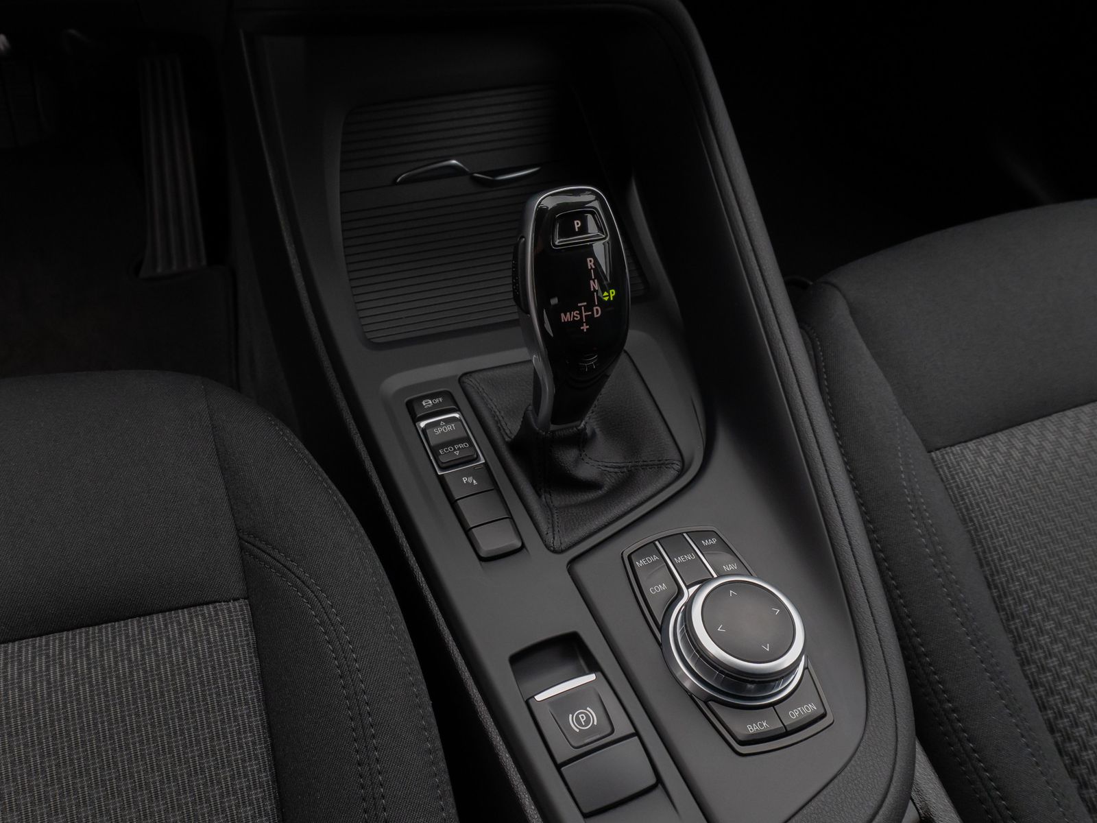 Fahrzeugabbildung BMW X1 sD18i DAB Navi Parkassist Geschwindigkeitsreg