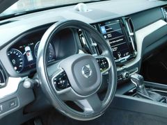 Fahrzeugabbildung Volvo XC60 T5 AWD Inscription 'Head-Up, Standheizung'