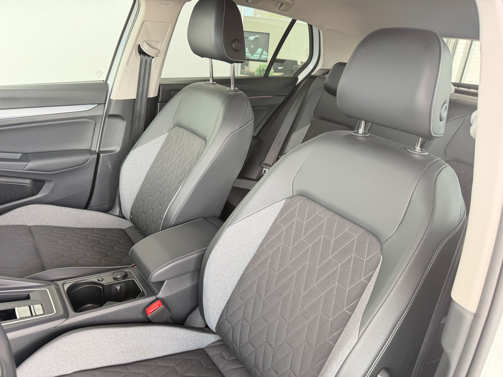 Volkswagen Golf - Bild 13