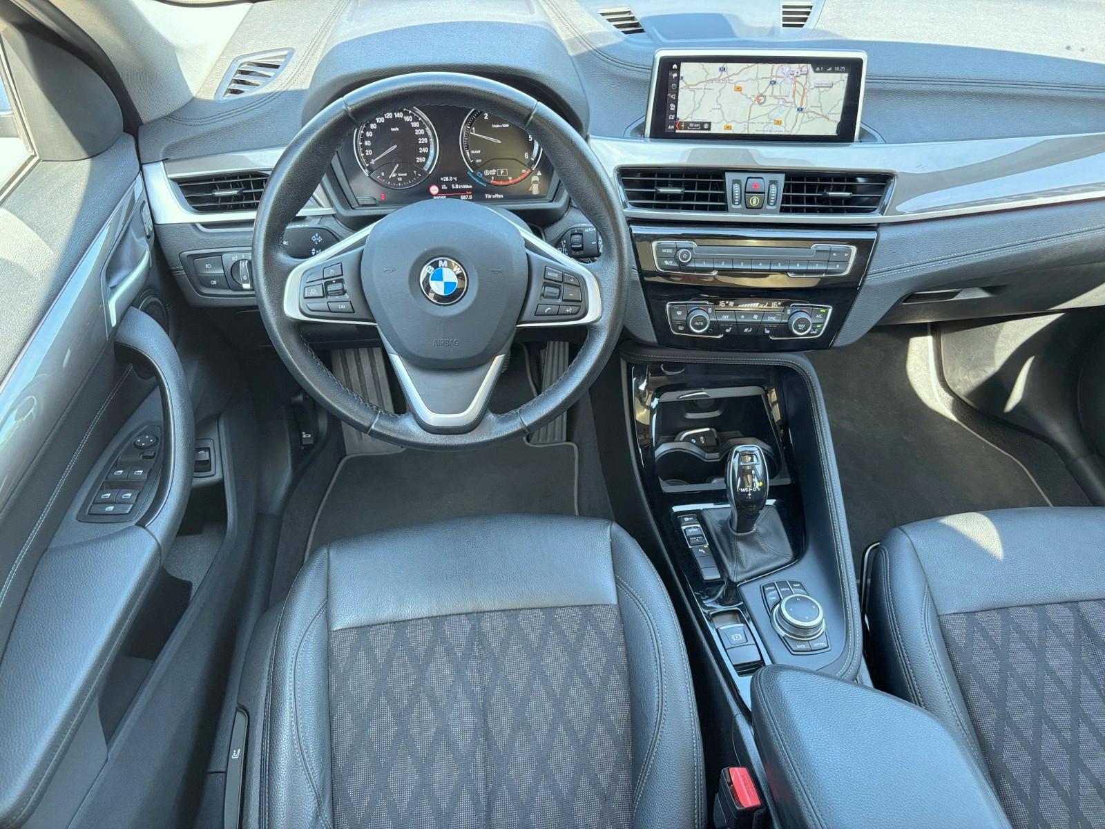 BMW X1 sDrive 18 d xLine*Auto*Pano*LED*1-Hand*S-Heft, миниатюра 20
