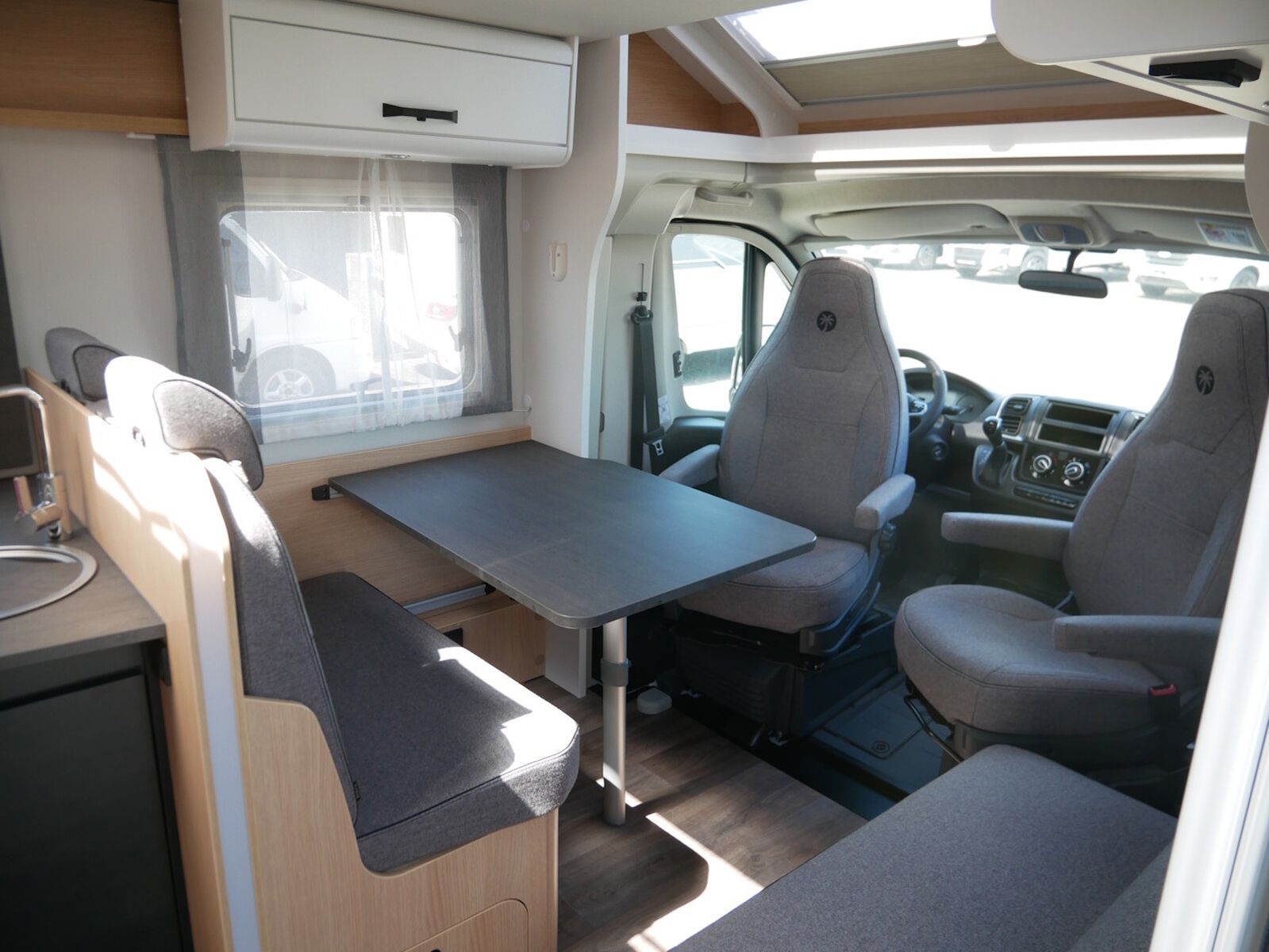 Fahrzeugabbildung Sunlight Adventure T 67 Fiat