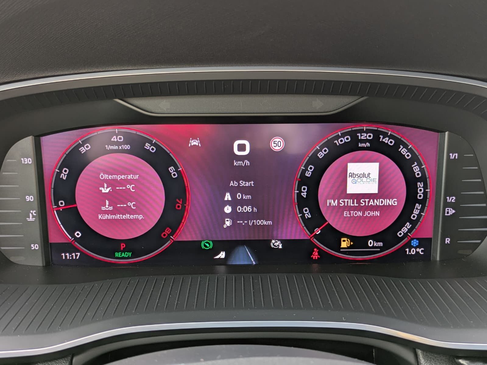 Fahrzeugabbildung SKODA Octavia 1.5 DSG Sportline PANO*MATRIX*AHK*5J.GAR