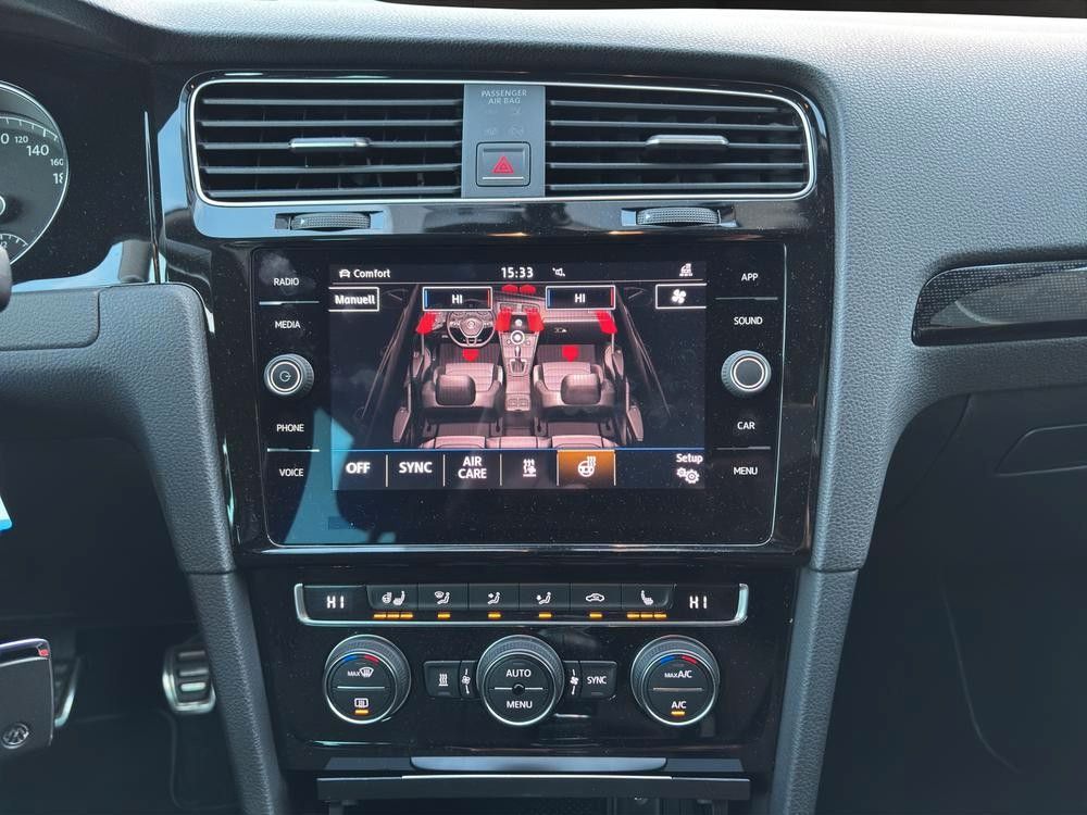 Fahrzeugabbildung Volkswagen Golf VII Variant Sound*ST-Heiz*LR-Heiz*