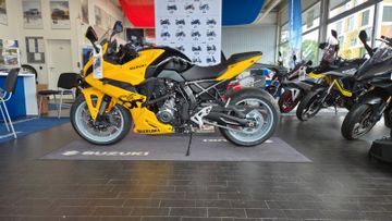 Suzuki GSX 8R 2025