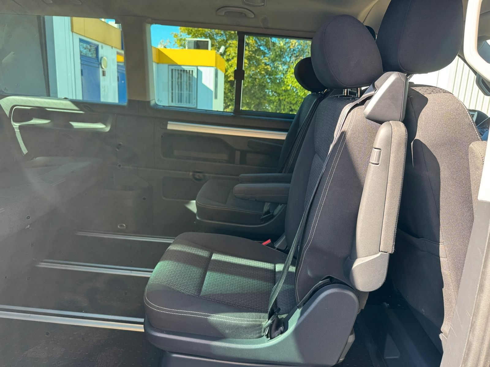 Fahrzeugabbildung Volkswagen T6 Multivan Trendline DSG WEBASTO