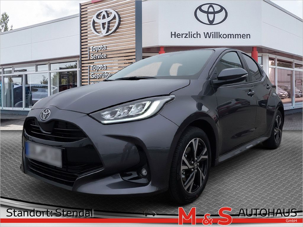 Toyota Yaris 1.5 Hybrid Teamplayer KOMFORT-PAKET LED