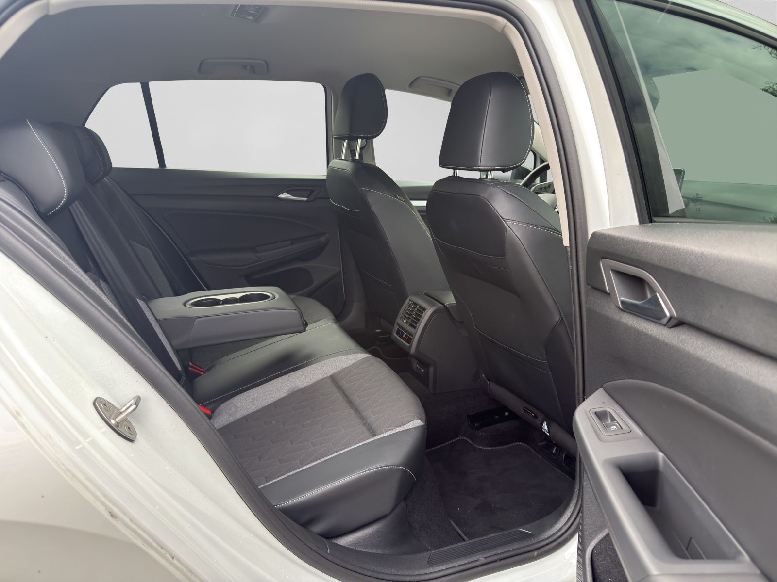 Volkswagen Golf - Bild 7