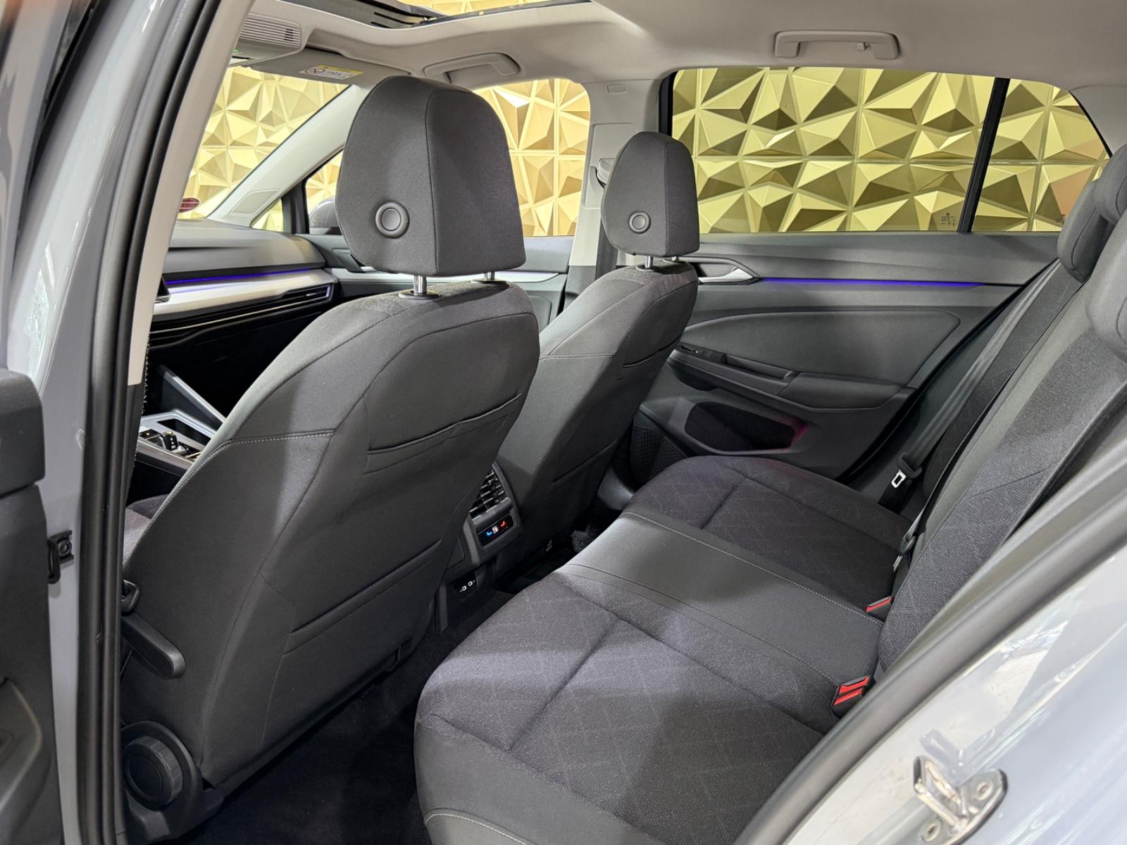 Volkswagen Golf VIII Lim. Life AUTOMATIK PANORAMA LED 1.HD, миниатюра 19