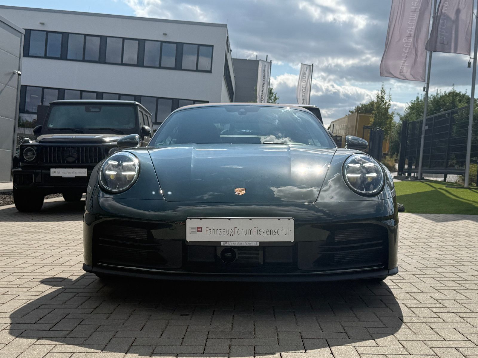 Fahrzeugabbildung Porsche 992.2/911 Carrera S Cabrio-BOSE-14Wege-LED