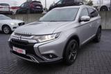 Mitsubishi Outlander 2.0 2WD Navi Kamera PDC Android Apple - Mitsubishi Outlander Gebrauchtwagen in Berlin