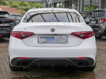 Alfa Romeo Giulia MY22 Veloce 2.2 Diesel ASSISTENZ PREMIUM