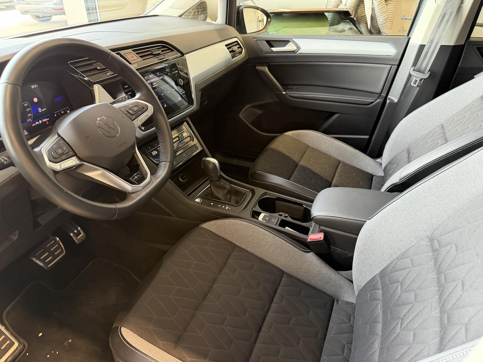Volkswagen Touran 1.5TSI DSG Goal 7 Sitze NAVI Heckkl.el., миниатюра 6