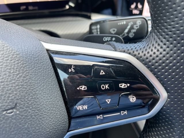 Golf Variant VIII R-Line 2.0 TDI DSG Navi digi C