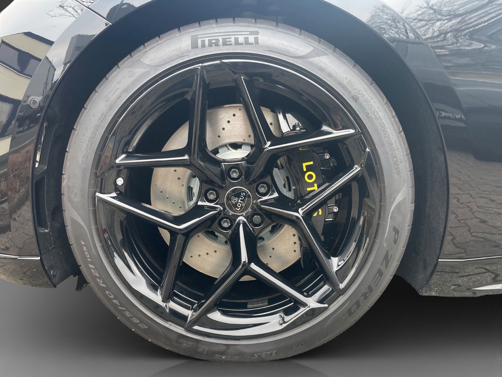 Fahrzeugabbildung Lotus Emeya 600 Sport SE Lotus Wuppertal