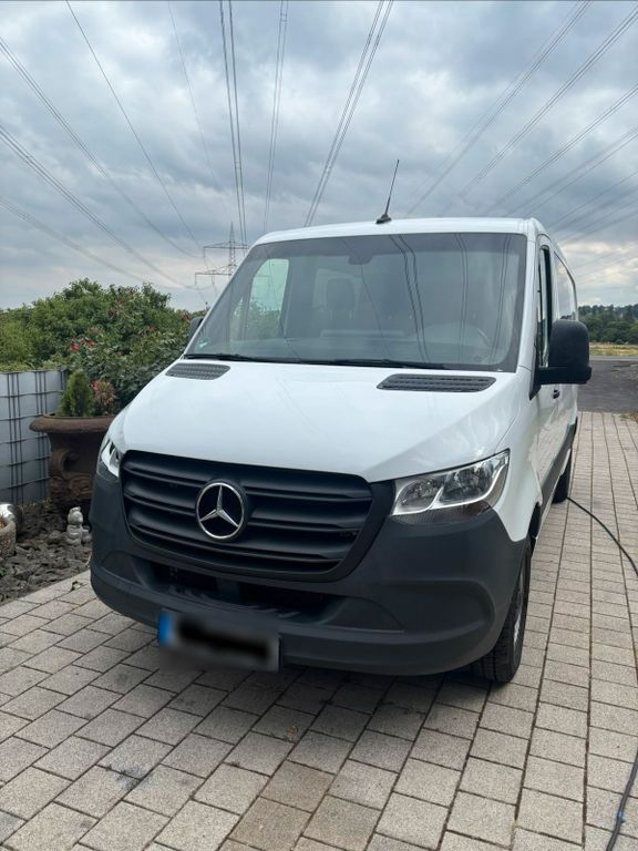 Image of Mercedes-Benz Sprinter