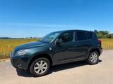 Toyota Verkaufe  Toyota RAV 4 2.2 Diesel - Toyota RAV 4 in München