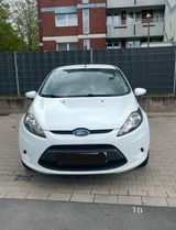 Ford Fiesta 1,25 60kW Trend nur 70000 km neue Reifen