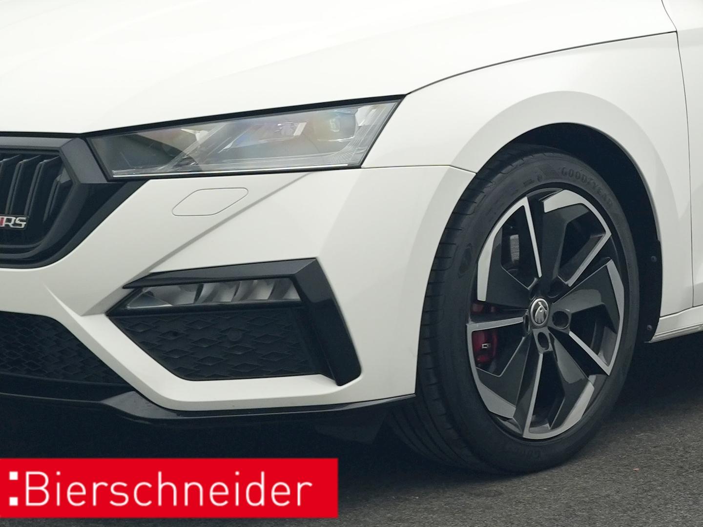 Skoda Octavia Combi 2.0 TDI DSG 4x4 RS MATRIX NAVI AHK