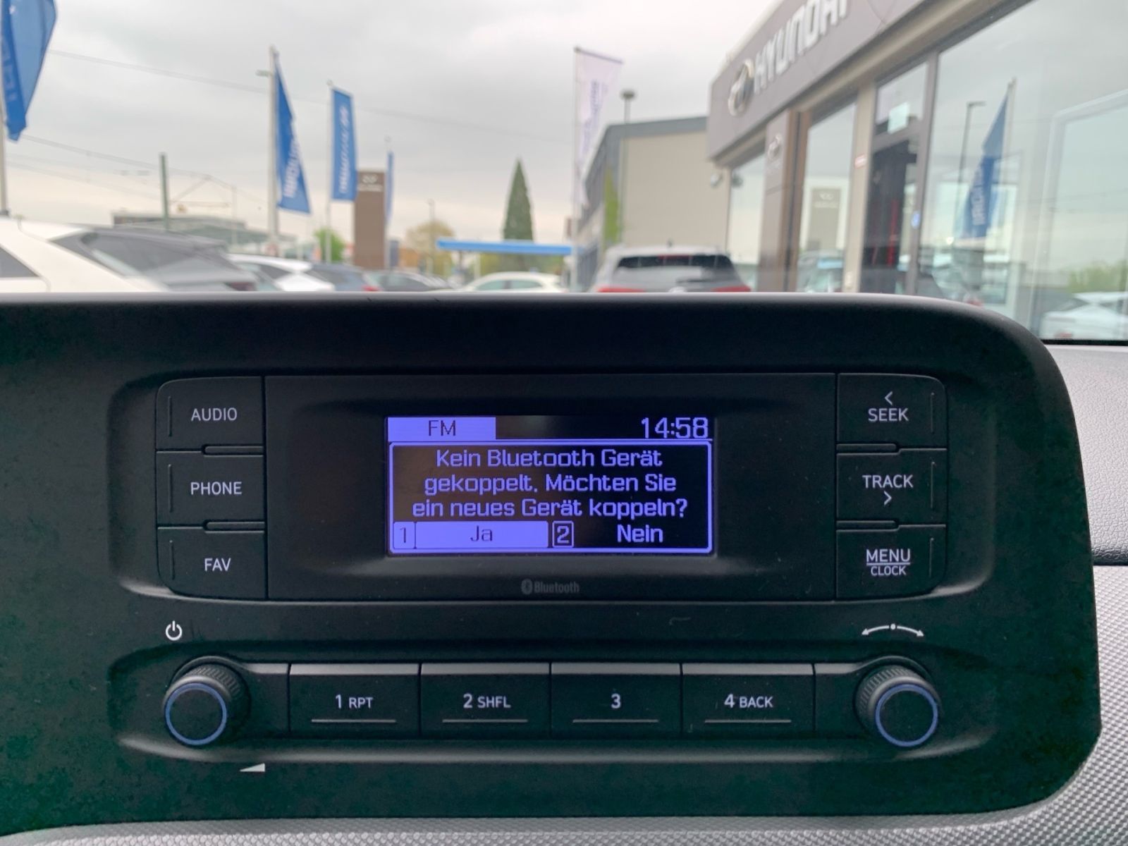 Fahrzeugabbildung Hyundai i10 1.0 Select Sitzheizung Einparkhilfe