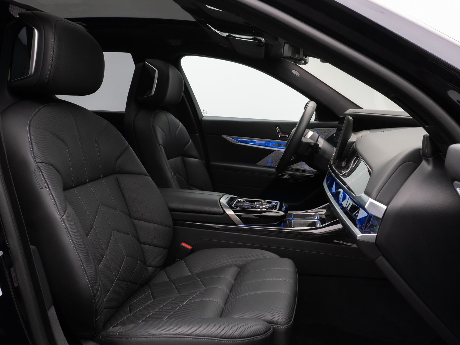 Fahrzeugabbildung BMW i7 xD60 M Sport 360°Pano B&W FondEnt SoftCL VOLL