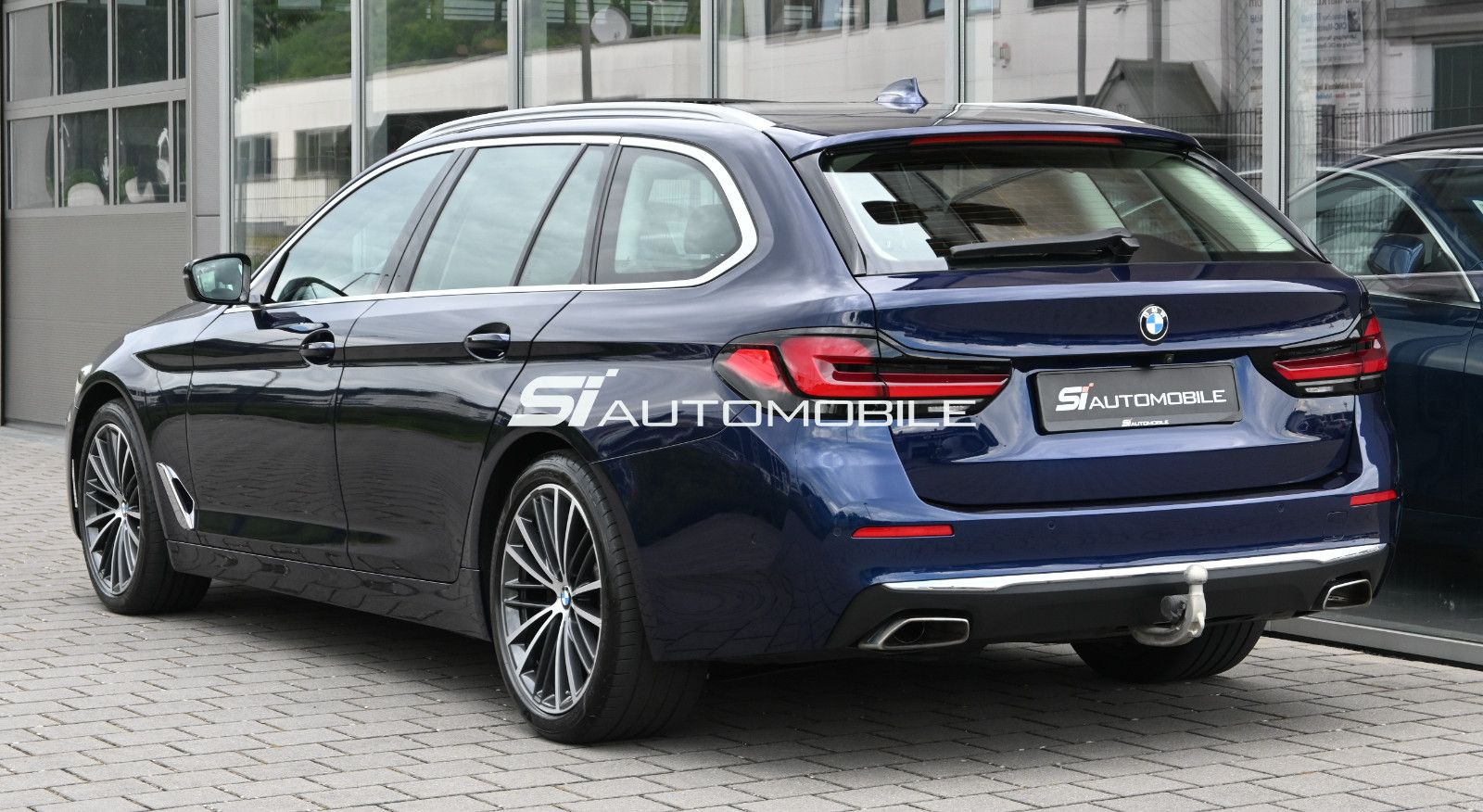 Fahrzeugabbildung BMW 530d xDr. Touring Luxury °UVP 100.360€°TRAUM°360