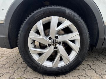 Volkswagen Tiguan - 9