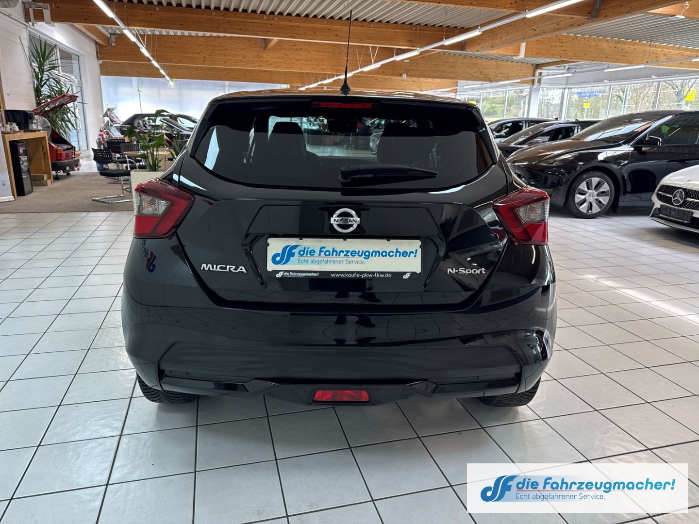 Fahrzeugabbildung Nissan Micra N-Sport Navi Soundsystem Bose LED Klimaaut
