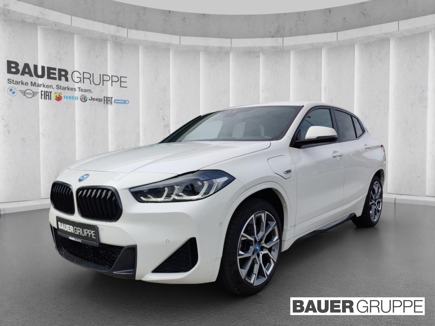 BMW X2 xDrive25e M SPORT KAMERA HUD ACC NAVI HIFI LE