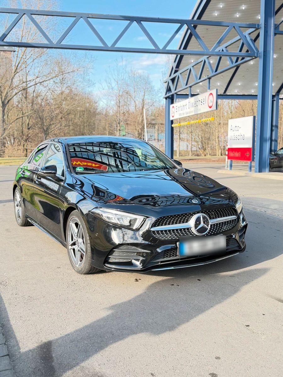 MERCEDES-BENZ Mercedes-Benz A 200 Limousine AMG Line