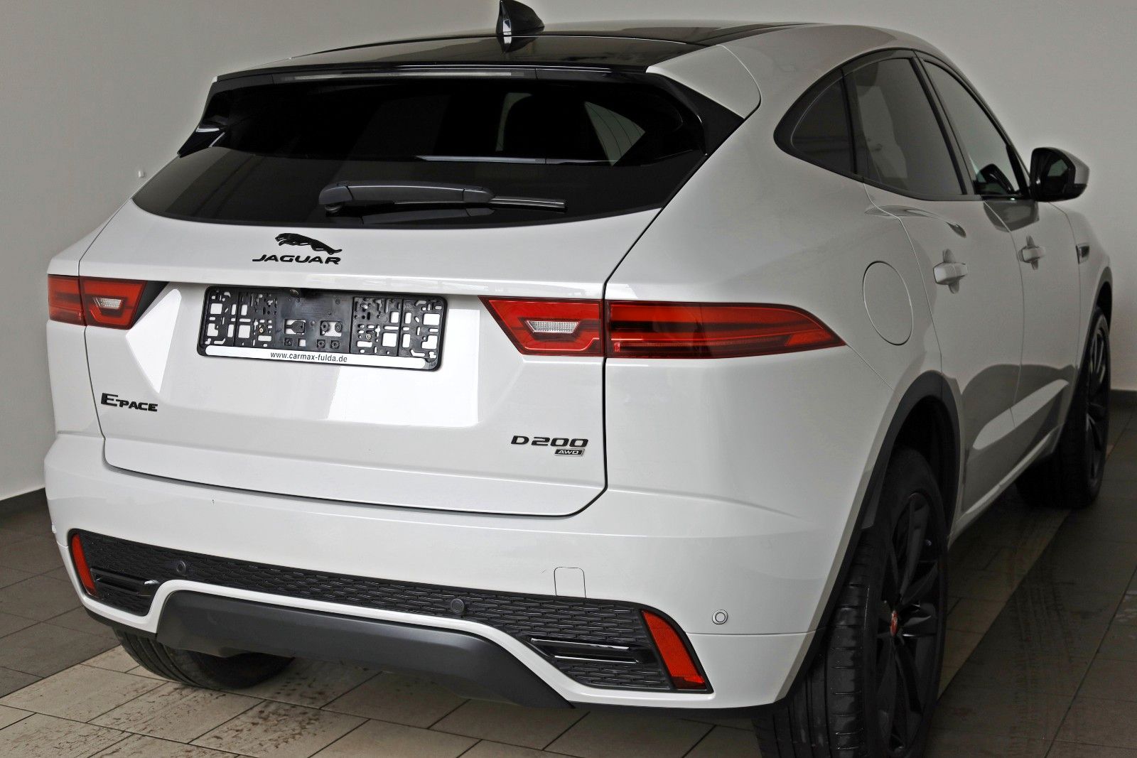 Fahrzeugabbildung Jaguar E-Pace R-Dynamic SE AWD,Navi,Kamera,ACC,AHK+WR