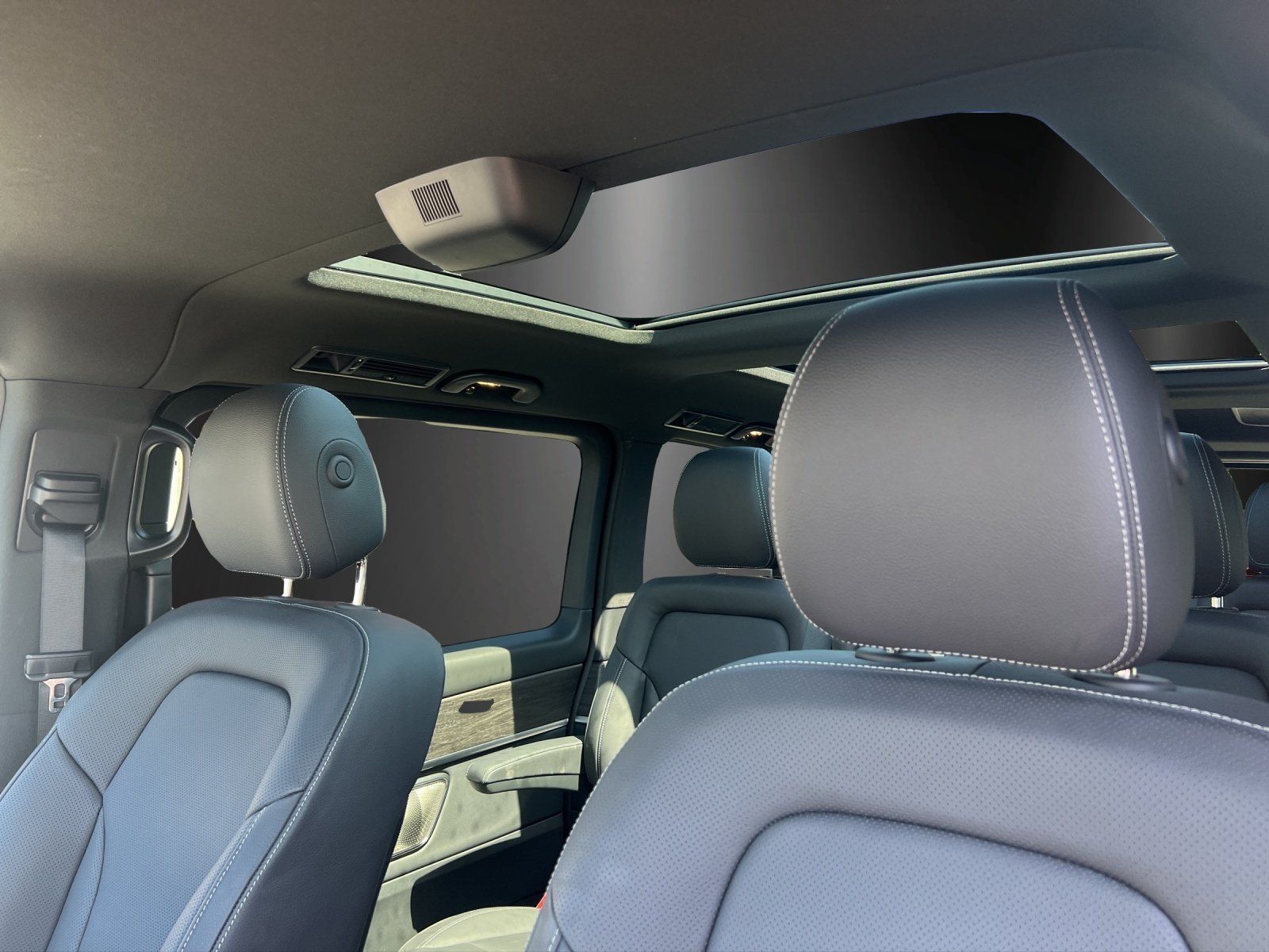 Fahrzeugabbildung Mercedes-Benz V 250 d 4M AVG/Lang AMG elHeck AHK Standhz MLED